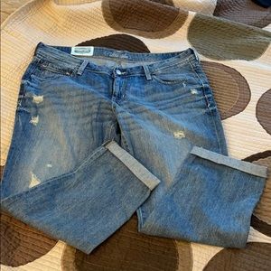 Old Navy Cropped Jeans